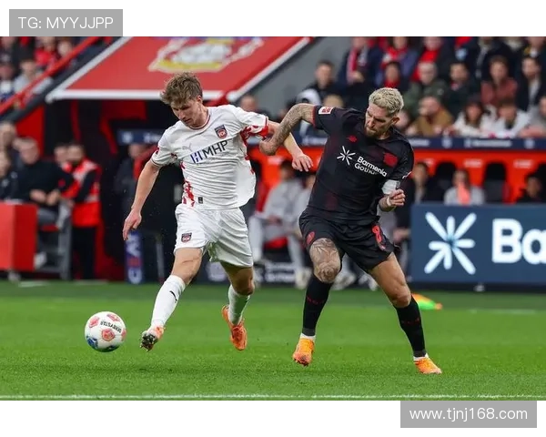 勒沃库森四轮不败波库传射完胜